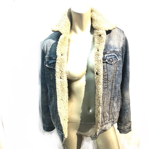 Abercrombie Women's Faux Fur Jeans Jacket - Picture 7 of 16